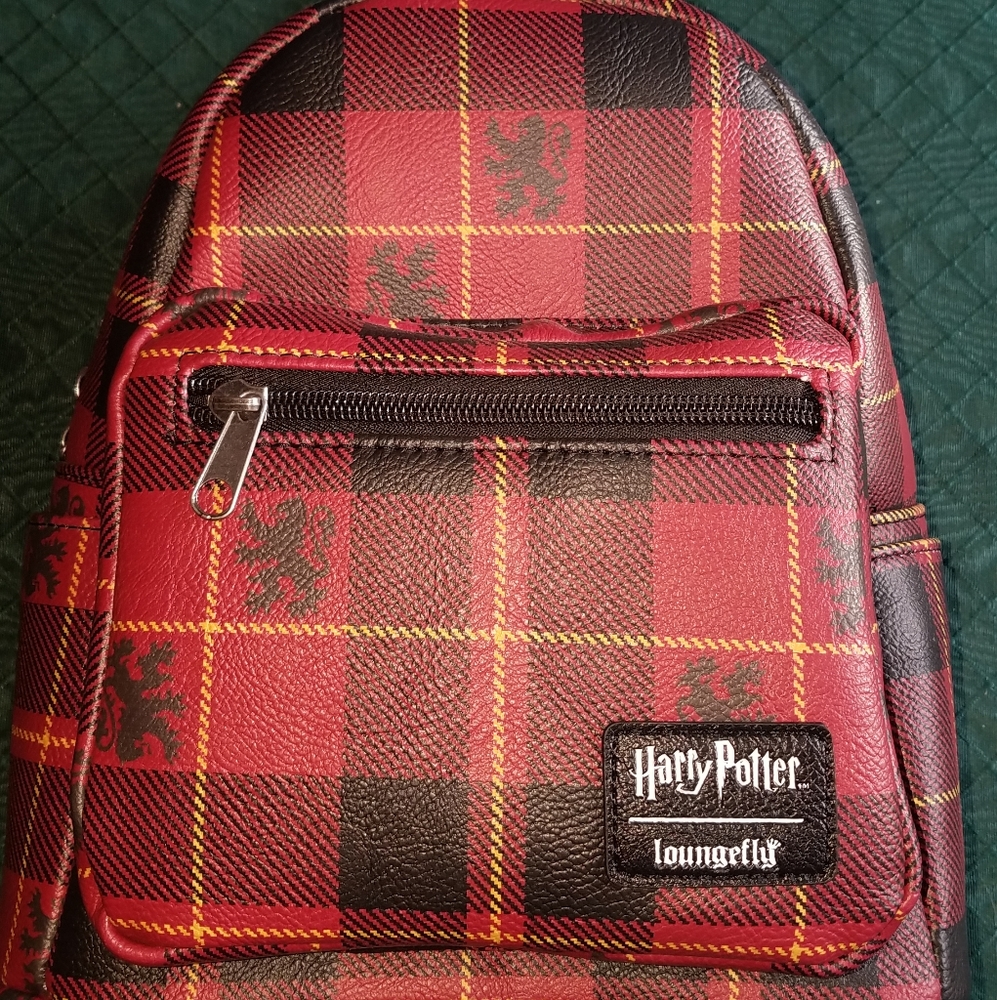Loungefly Harry Potter Gryffindor Packpack NWT